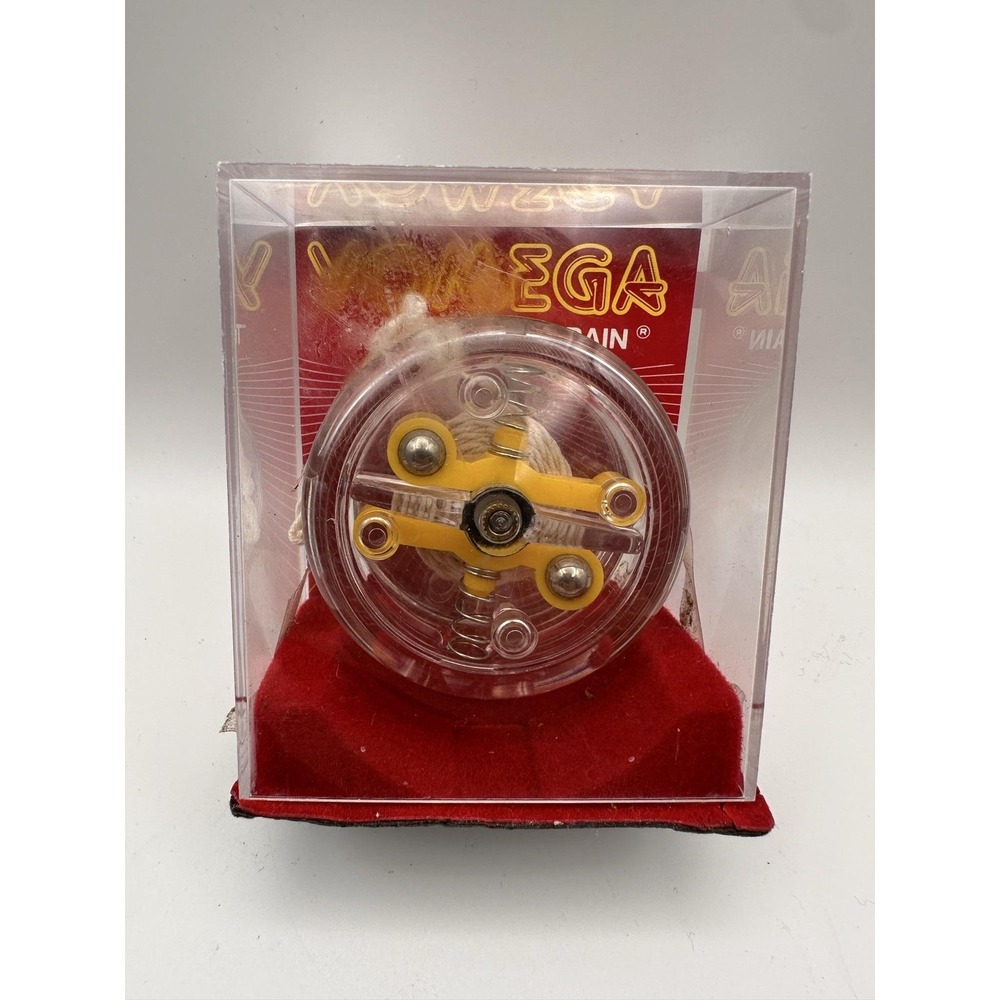 Vintage Yomega The Yo-Yo With A Brain Clear Yellow Display Case USA Toy Yoyo